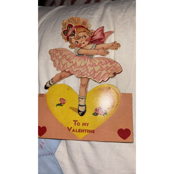 Dresses & Skirts - Vintage 1940s folded accordion dress lady fashion accordion valentine Card Rare